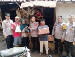 POLSEK CILEUNYI WUJUDKAN PEDULI SESAMA SALURKAN BANTUAN SEMBAKO UNTUK WARGA TIDAK MAMPU 