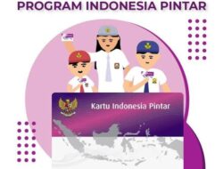 EMPAT TERDAKWA KASUS KORUPSI DANA PROGRAM INDONESIA PINTAR SMAN 7 KOTA CIREBON DIVONIS BERBEDA