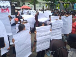 FORUM SOLIDARITAS INDRAMAYU DESAK DUA PELAKU PEMBUNUHAN SATU KELUARGA DIHUKUM MATI