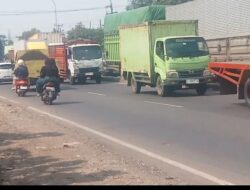 MEMASUKI LIBUR PANJANG, ARUS LALU LINTAS DI RUAS PANTURA SUBANG PADAT TIGA LAJUR