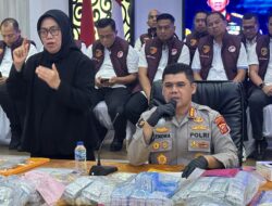 POLDA JAWA BARAT BONGKAR MODUS PENGIRIMAN SABU LEWAT DRIVER ONLINE DI BANDUNG