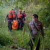 TIM SAR CIREBON TEMUKAN JASAD WANITA DISABILITAS MENGAMBANG DI SUNGAI JAMBLANG