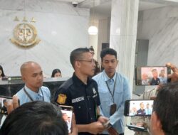KEJATI JABAR PERIKSA DUA TERSANGKA DUGAAN KORUPSI DANA TUPER DAN TUNJANGAN TRANSPORTASI DPRD INDRAMAYU