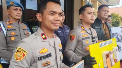 SATRESKRIM CIREBON KOTA UNGKAP PELAKU CURAT ANAK DIBAWAH UMUR DI COUNTER GADGET